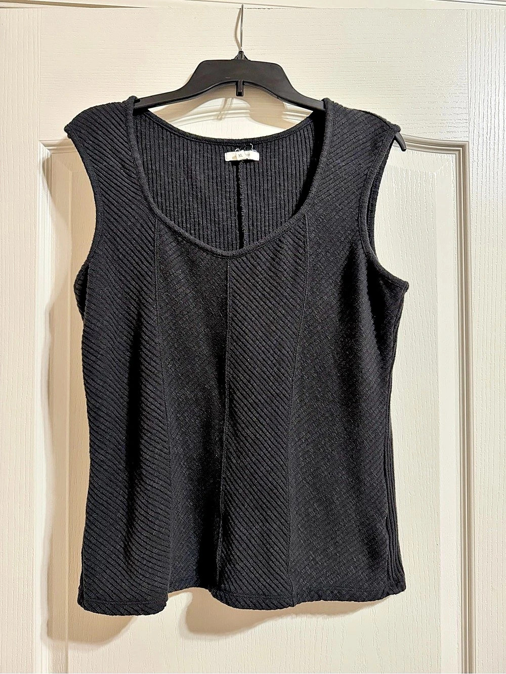 Maurices Ribbed V-Neck Tank Sweater in Black XL